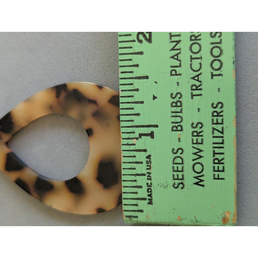 Vintage 1980s Tortoiseshell Lucite Teardrop Dangle Clip On Earrings - Picture 6 of 7